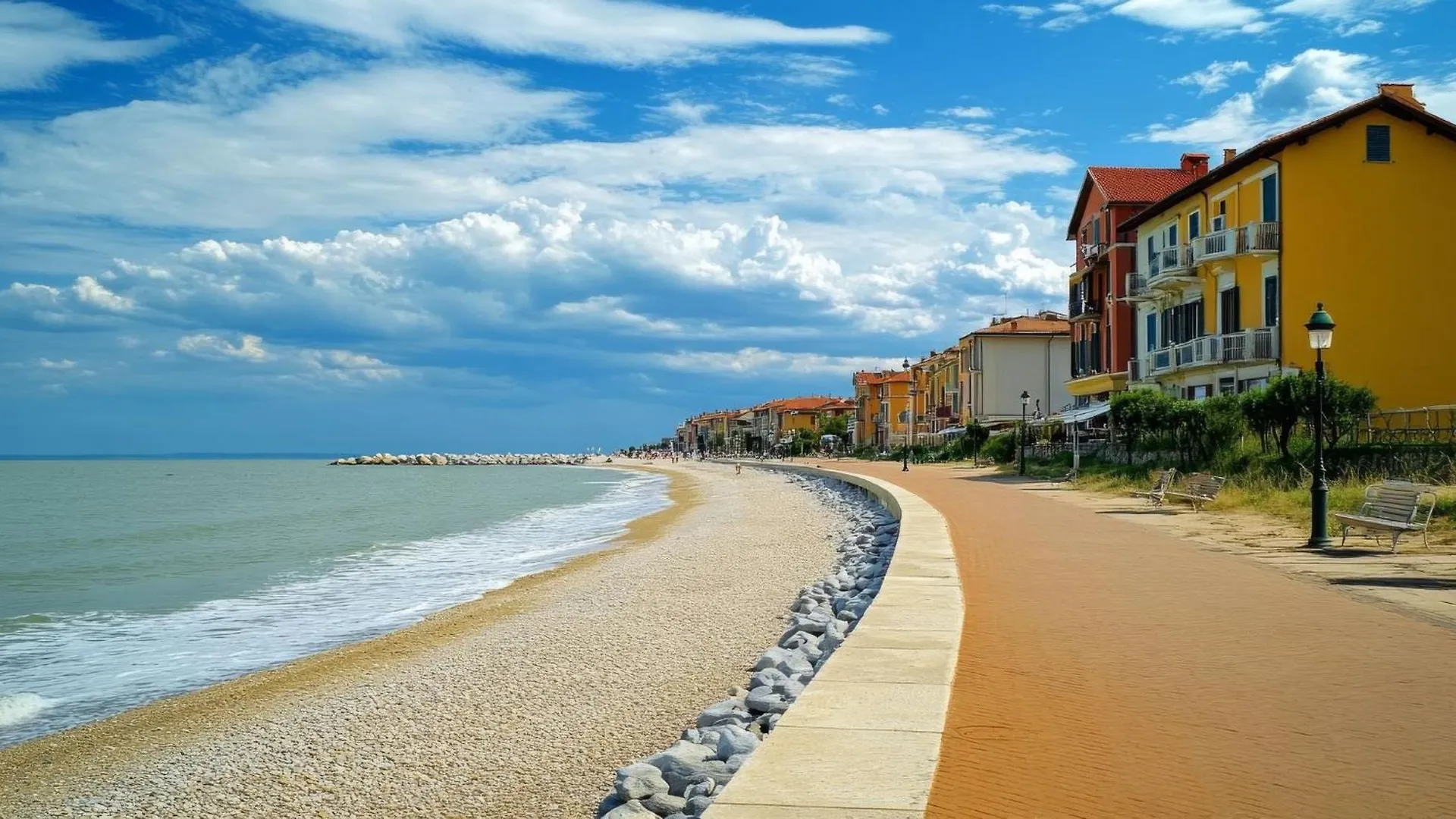 Apartment Modern Flat With Balcony In A Residence In Caorle